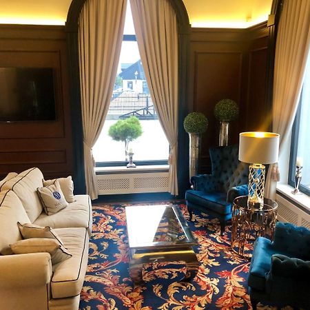 Hotel Mansor Ząbki Dış mekan fotoğraf