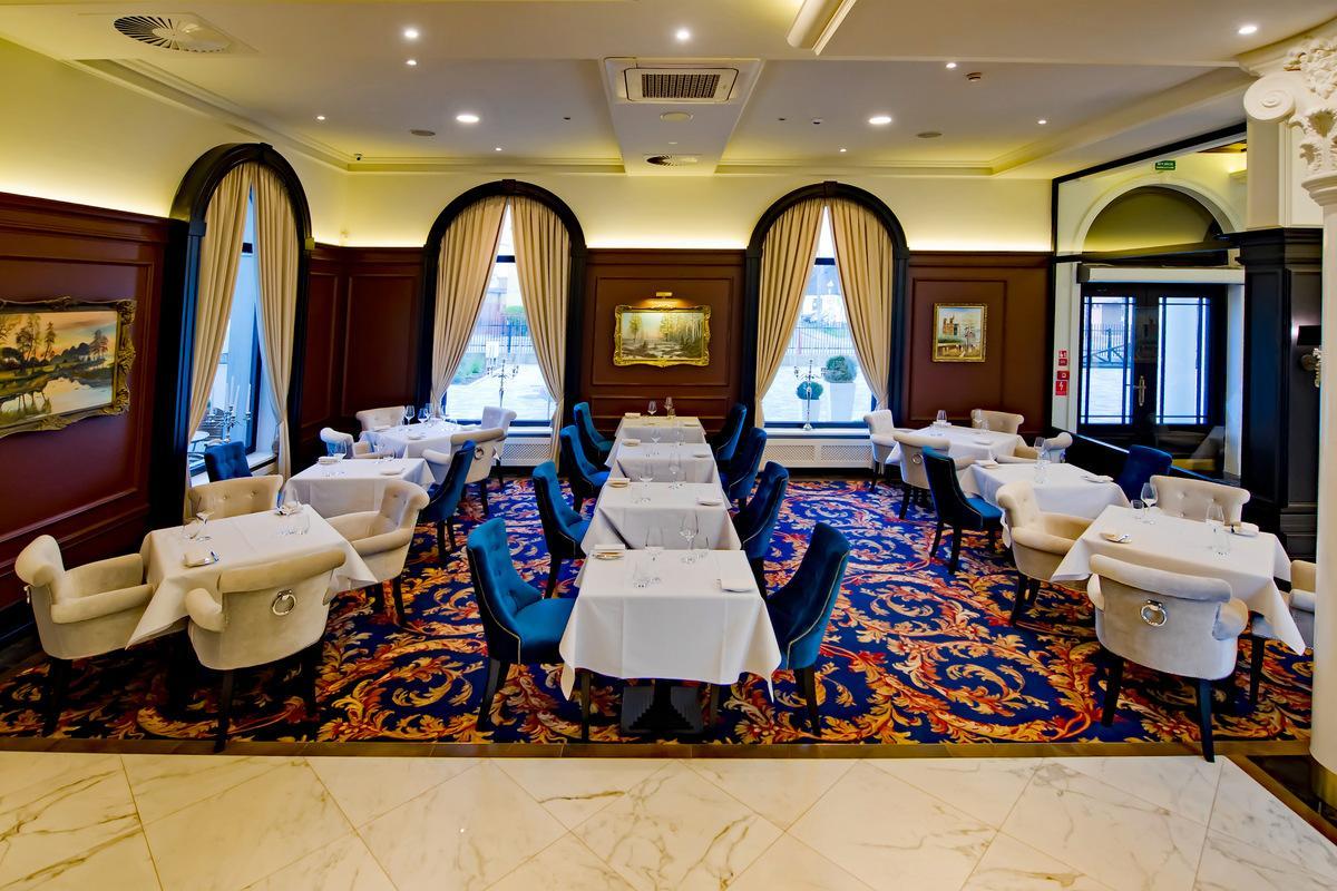 Hotel Mansor Ząbki Dış mekan fotoğraf
