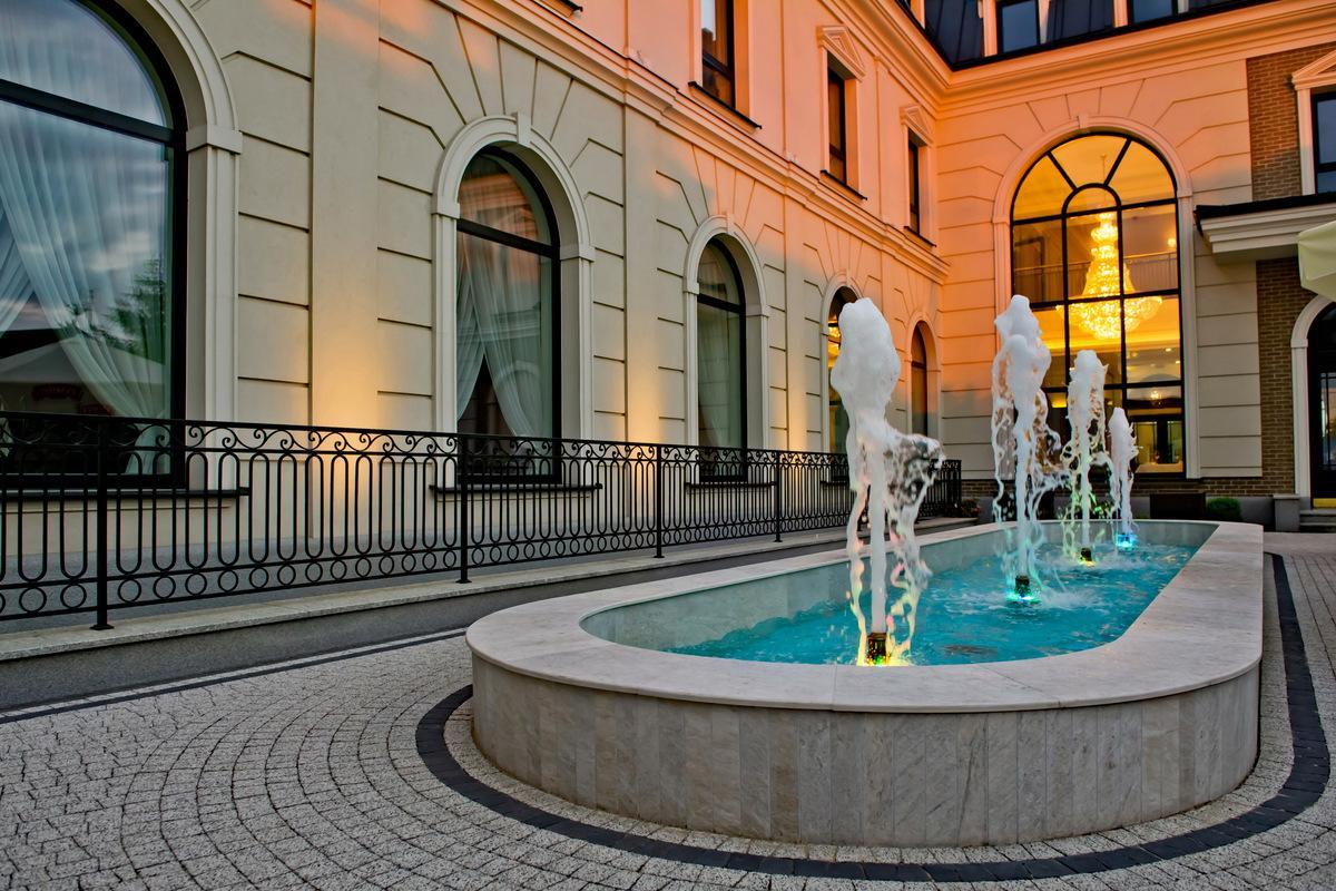 Hotel Mansor Ząbki Dış mekan fotoğraf
