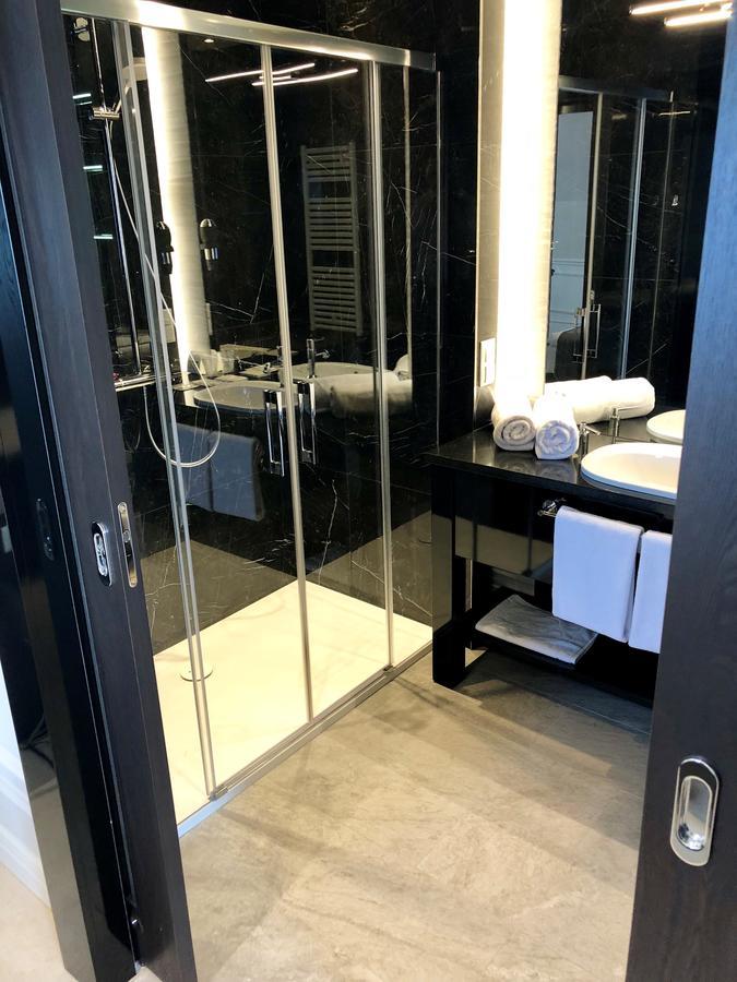 Hotel Mansor Ząbki Dış mekan fotoğraf