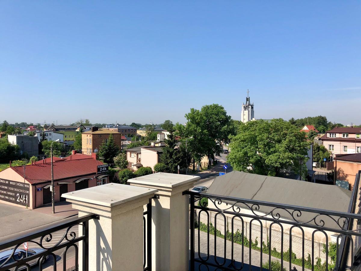 Hotel Mansor Ząbki Dış mekan fotoğraf