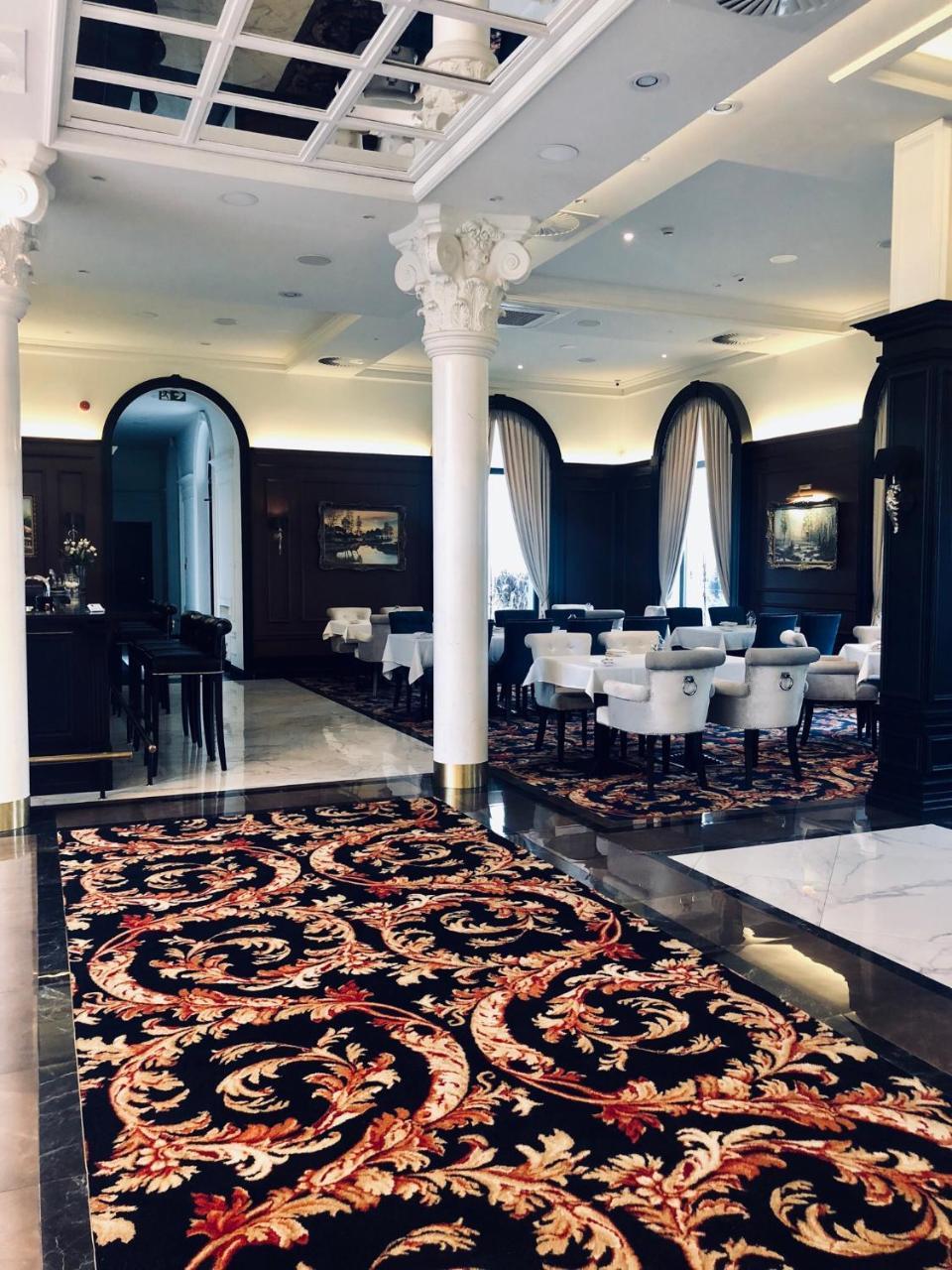 Hotel Mansor Ząbki Dış mekan fotoğraf